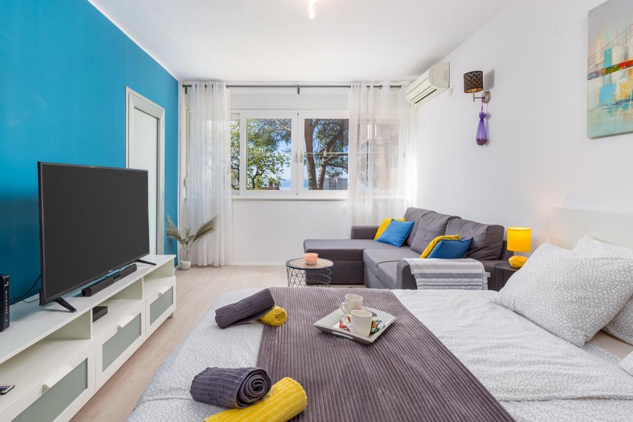 Sunny Studio Apartment With Balcony Rijeka Exterior foto
